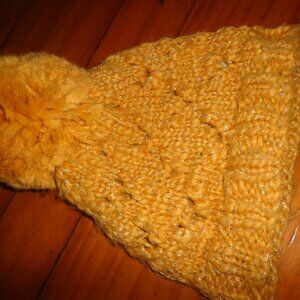 Anthropologie STEPPE KNIT HAT by ETT twa Yellow